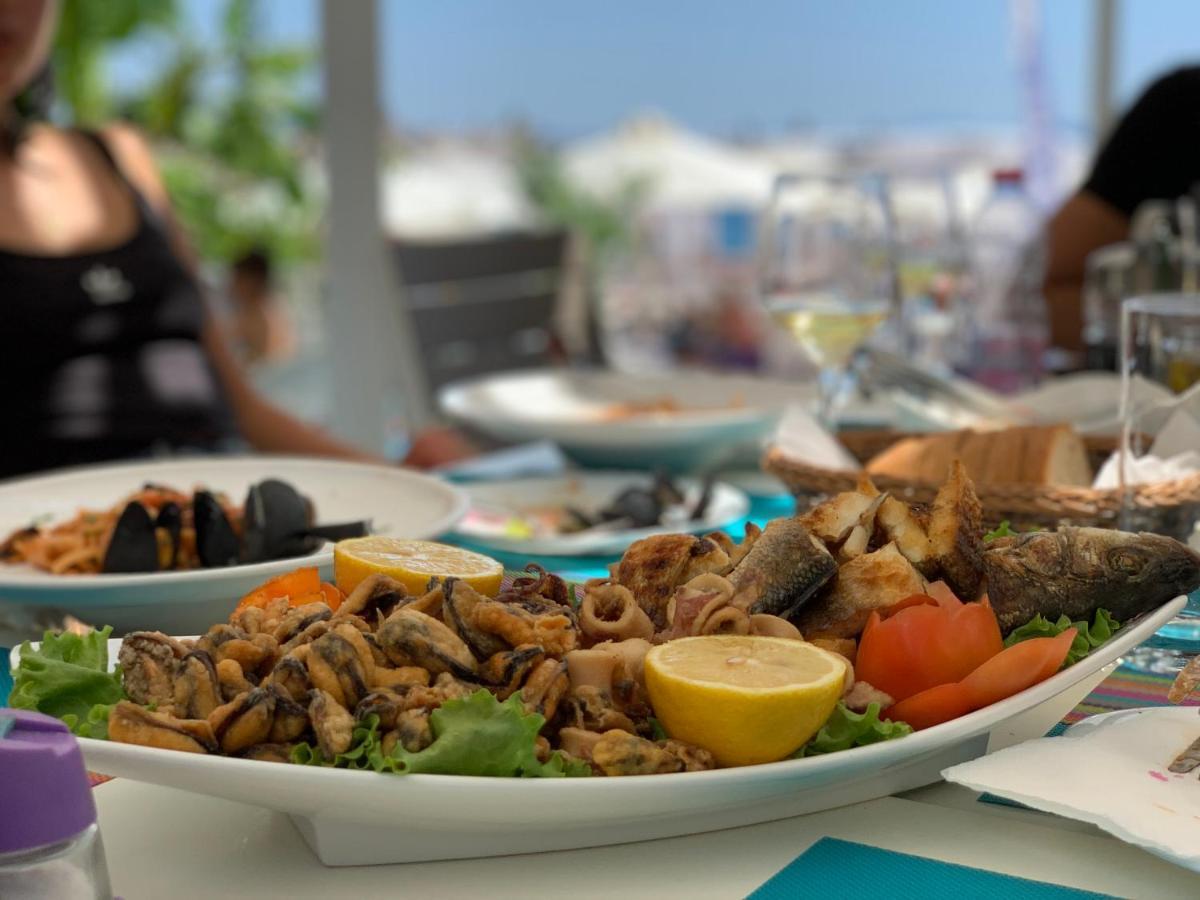 Cocktail & Dreams - Beach Hotel Sarandë Eksteriør bilde