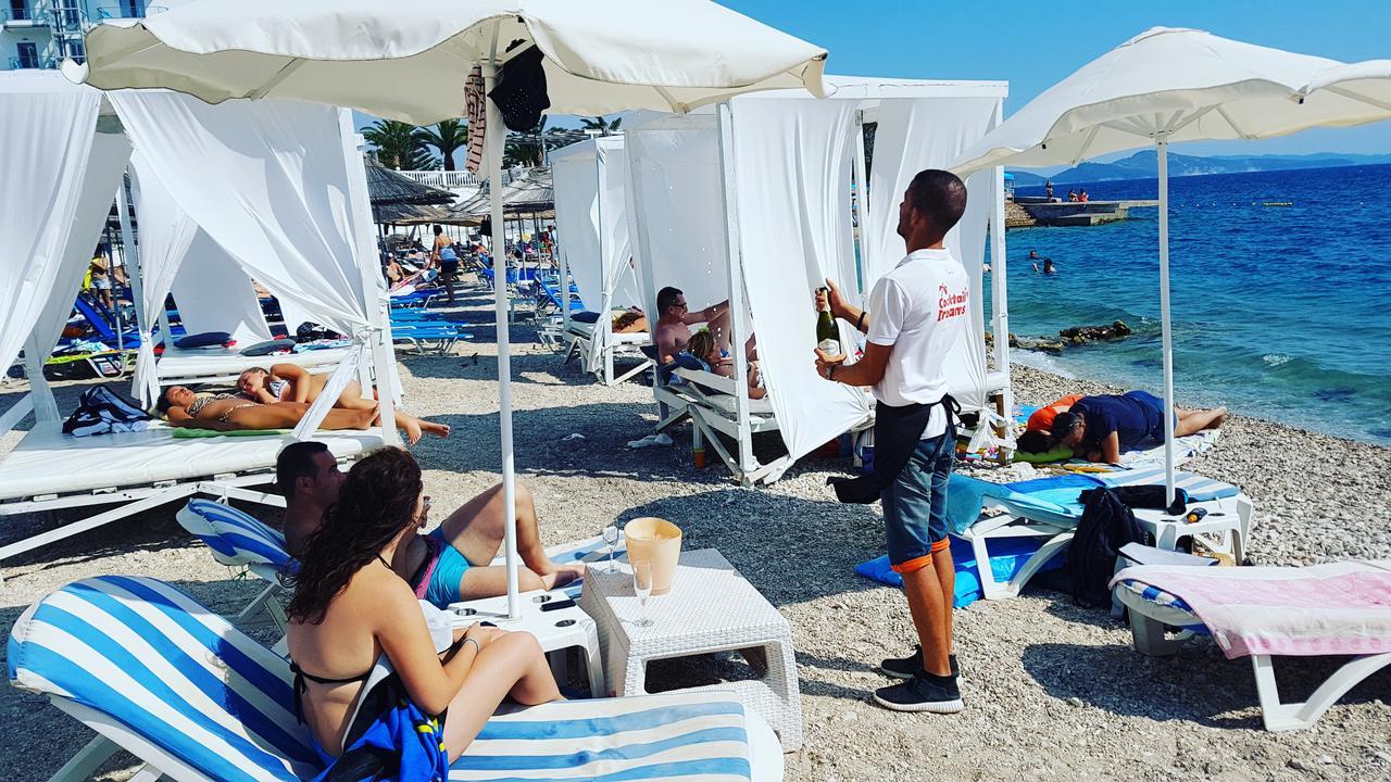 Cocktail & Dreams - Beach Hotel Sarandë Eksteriør bilde